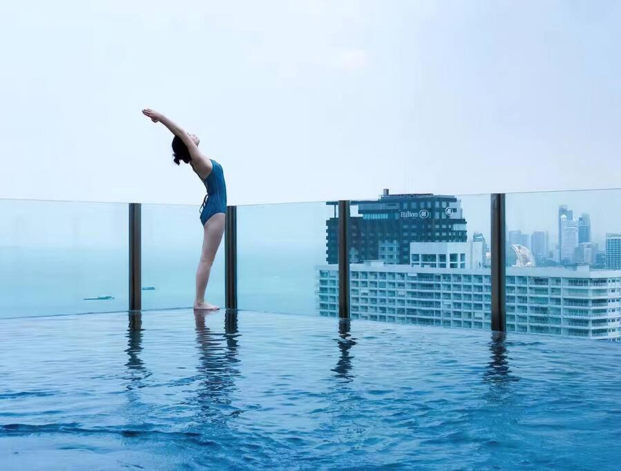 Pattaya, Location With Infinity Pool Pattaya