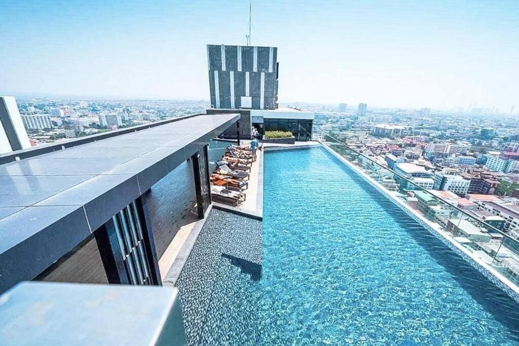 Pattaya, Location With Infinity Pool Pattaya