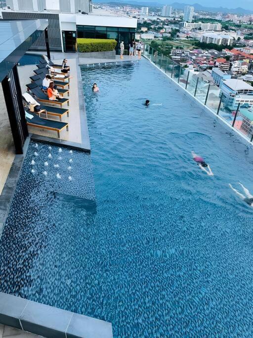 公寓 Pattaya, Location With Infinity Pool *